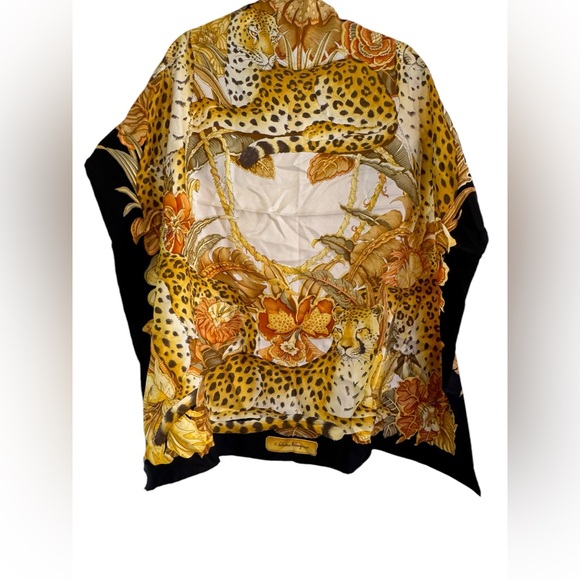 Salvatore Ferragamo Animal Print 100% Silk Scarf - Picture 3 of 6